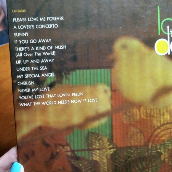 The Doodle Town Pipers Love Themes Vinyl Record - Picture 2 of 7